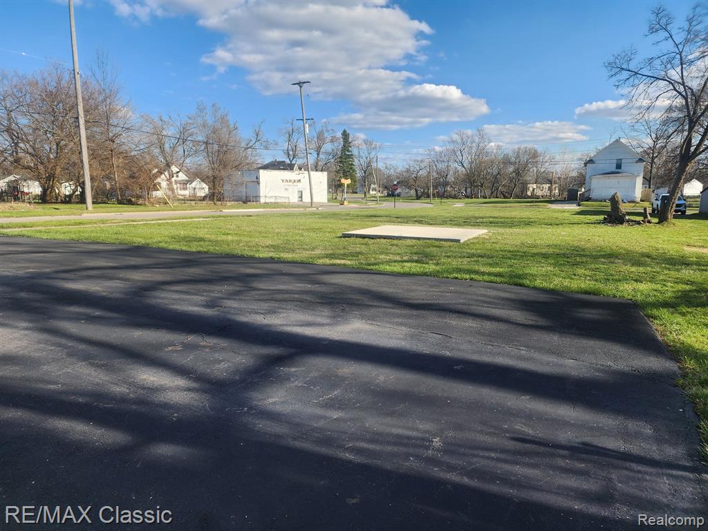 472 S JESSIE Street, Pontiac, MI 48341 — Photo 21