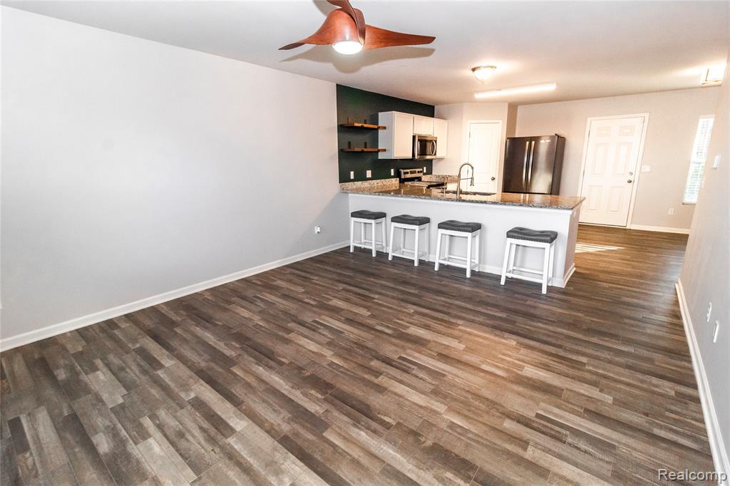 1466 Luxington Drive, Lapeer, MI 48446 — Photo 4