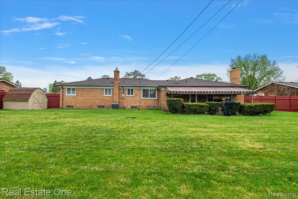53223 Starlite Drive, Shelby Twp, MI 48316 — Photo 9