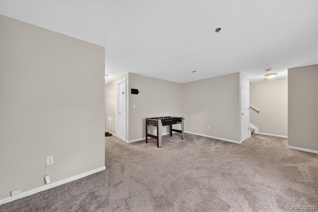 43027 Strand Drive, Sterling Heights, MI 48313 — Photo 29