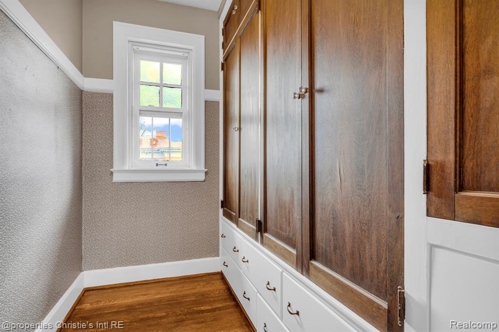 610 Chicago Boulevard, Detroit, MI 48202 — Photo 31