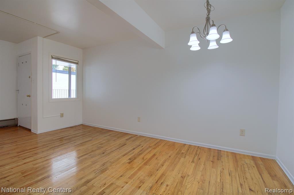 3421 HILLSIDE Drive, 23, Royal Oak, MI 48073 — Photo 11