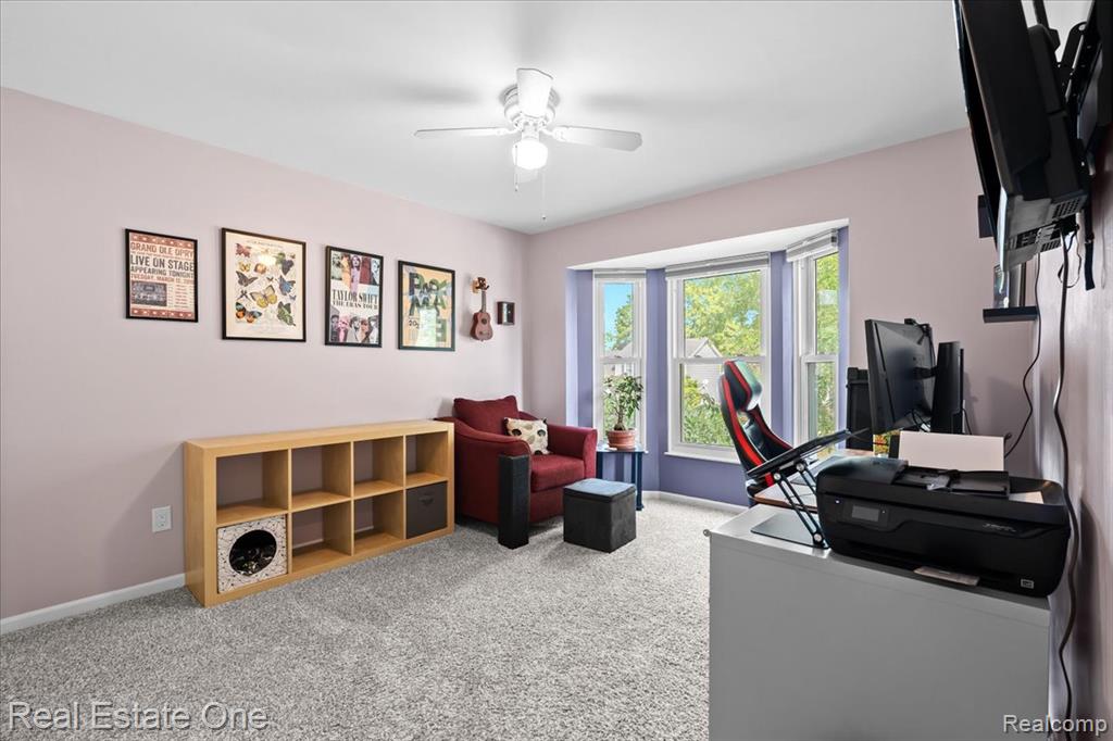 10090 Heatherway Drive, Pinckney, MI 48169 — Photo 24