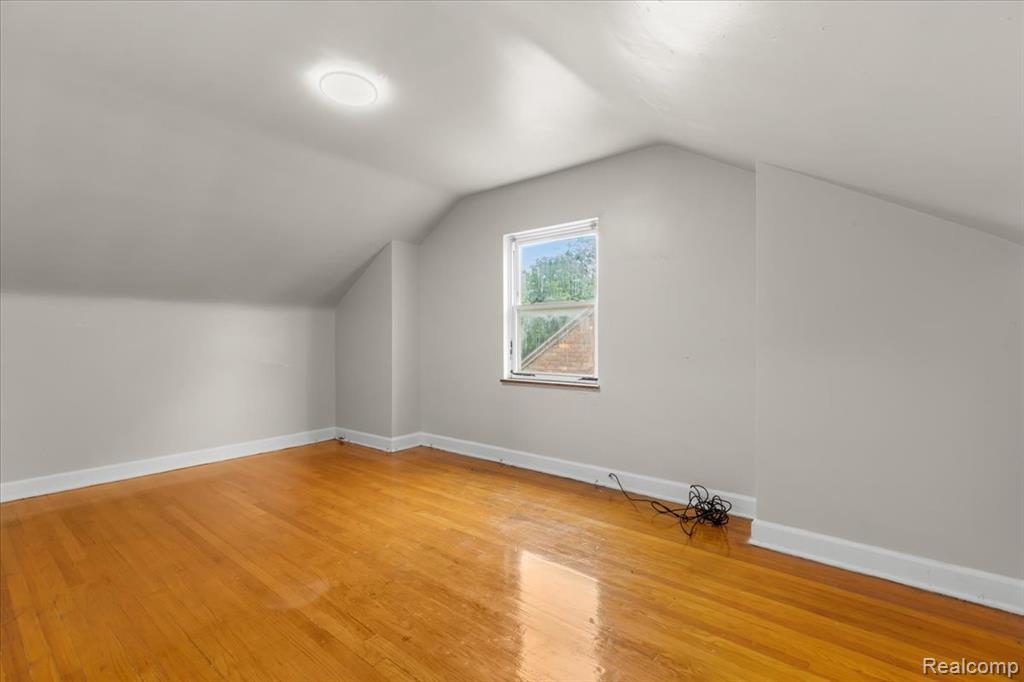 11110 Wayburn Street, Grosse Pointe, MI 48224 — Photo 15