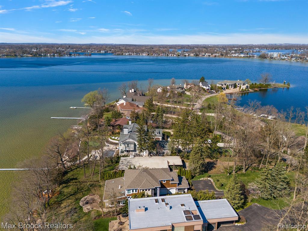 3549 WARDS POINT Drive, Orchard Lake Village, MI 48324 — Photo 3