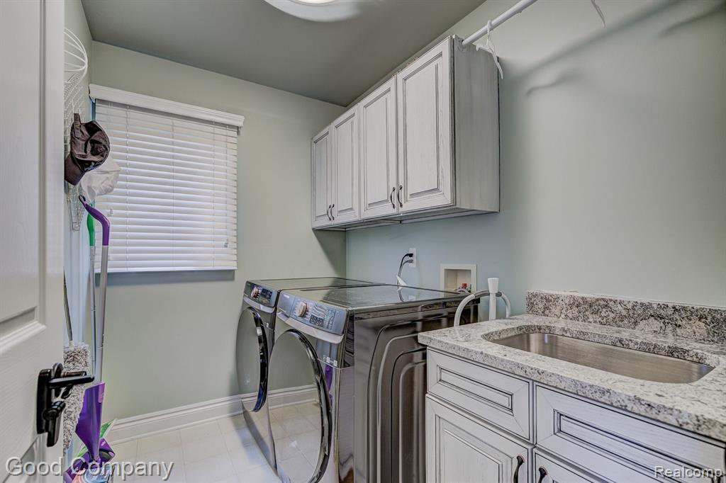 55195 WHITNEY Drive, Shelby Twp, MI 48315 — Photo 31