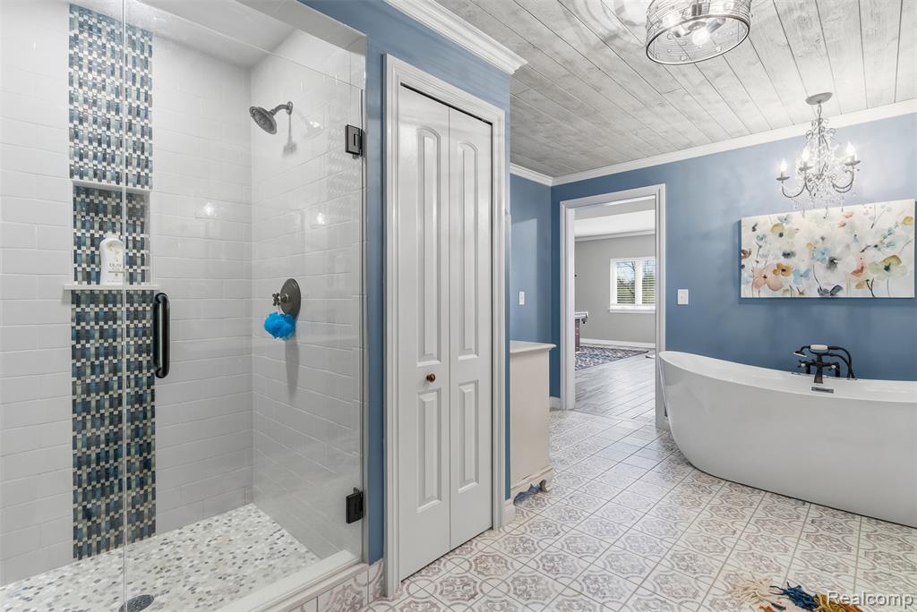 660 Willow Lake Court, Oxford, MI 48371 — Photo 44
