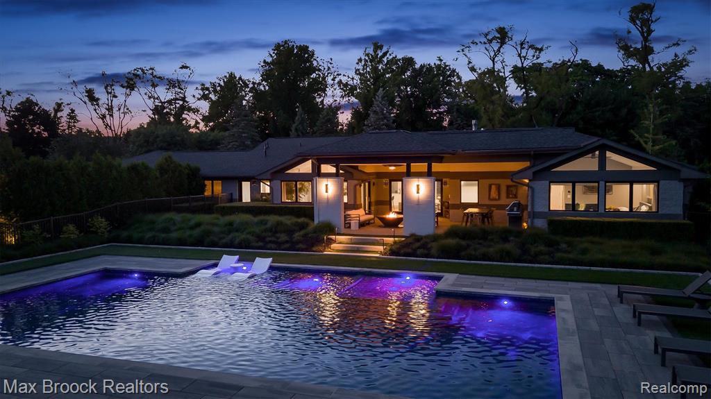 7400 Parkstone Lane, Bloomfield Hills, MI 48301 — Photo 93