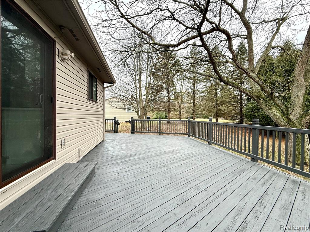 3639 Loch Drive, Highland, MI — Photo 29