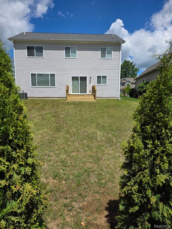 320 Hidden River E, Holly, MI 48442 — Photo 35
