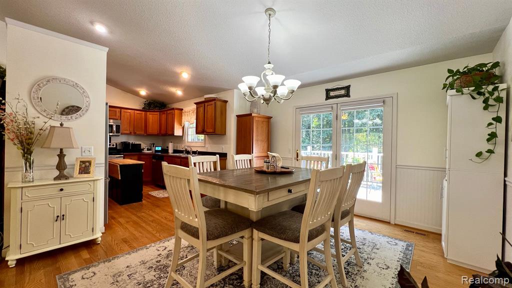 8324 WOODLAND Circle, Goodrich Vlg, MI — Photo 10