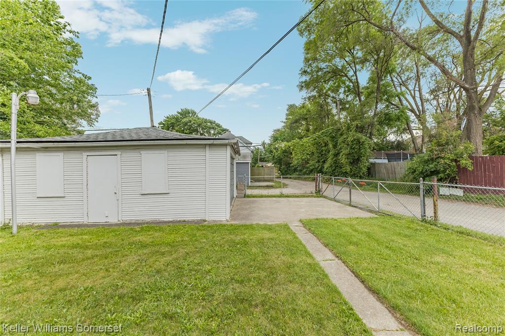 8151 Dayton Street, Detroit, MI 48210 — Photo 50