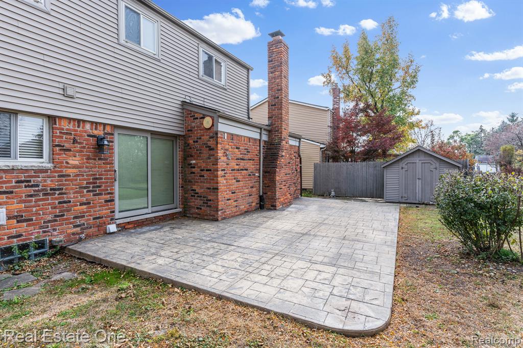 6055 PORTERIDGE Lane, Canton, MI 48187 — Photo 19