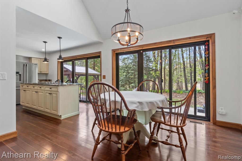 5126 Braddock Court, Brighton, MI 48114 — Photo 38