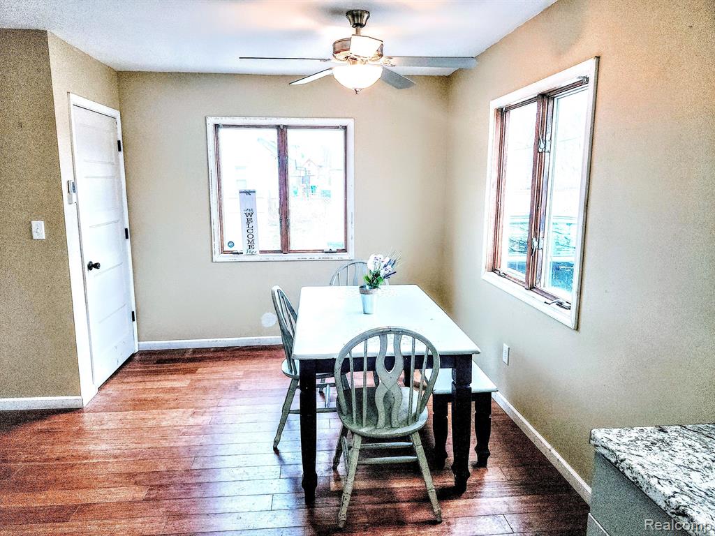 4010 RED ARROW Road, Flint, MI 48507 — Photo 12