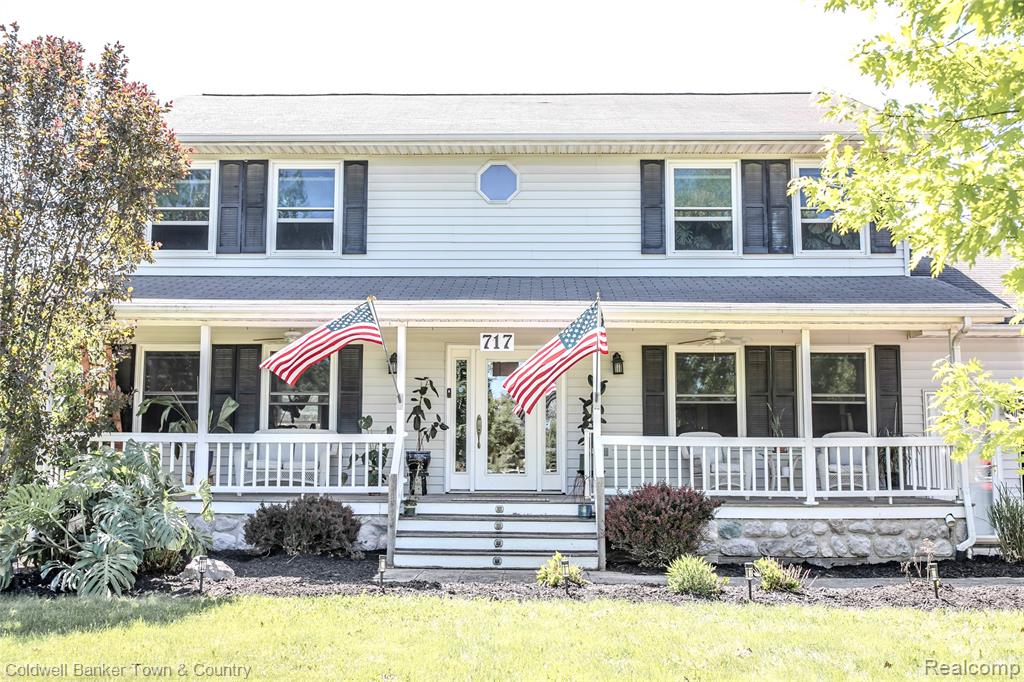 717 N Youngs Road, Attica, MI 48412 — Photo 2