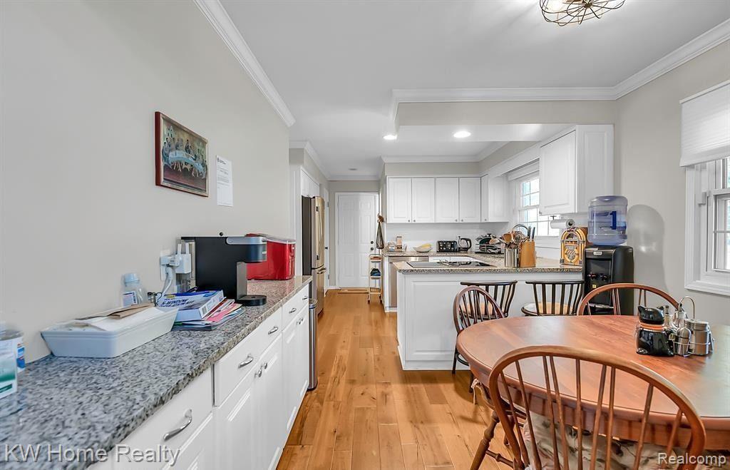 6572 Spruce Drive, Bloomfield Hills, MI 48301 — Photo 11