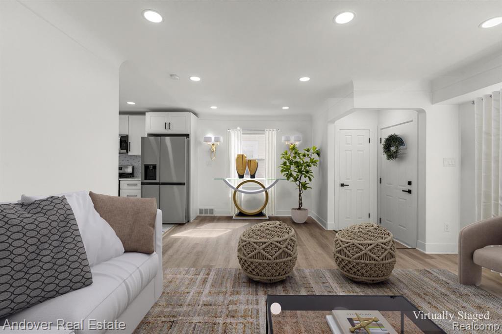 30924 Barton Street, Garden City, MI — Photo 13