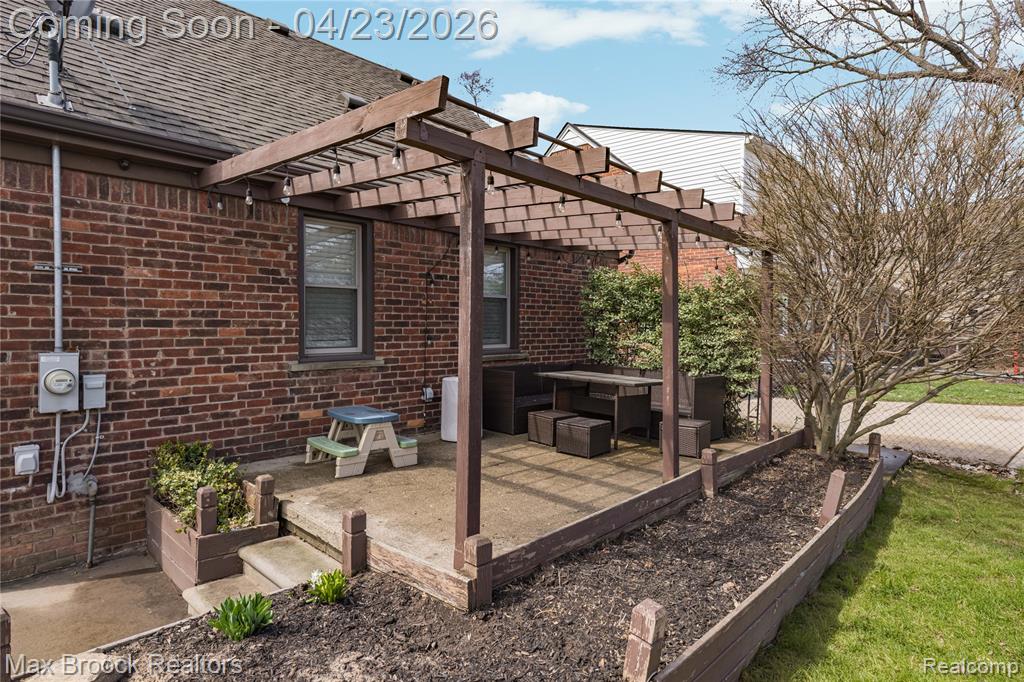 2048 Gardner Avenue, Berkley, MI 48072 — Photo 43