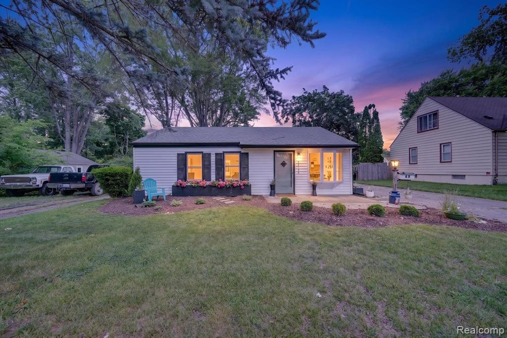 32326 Florence Street, Garden City, MI