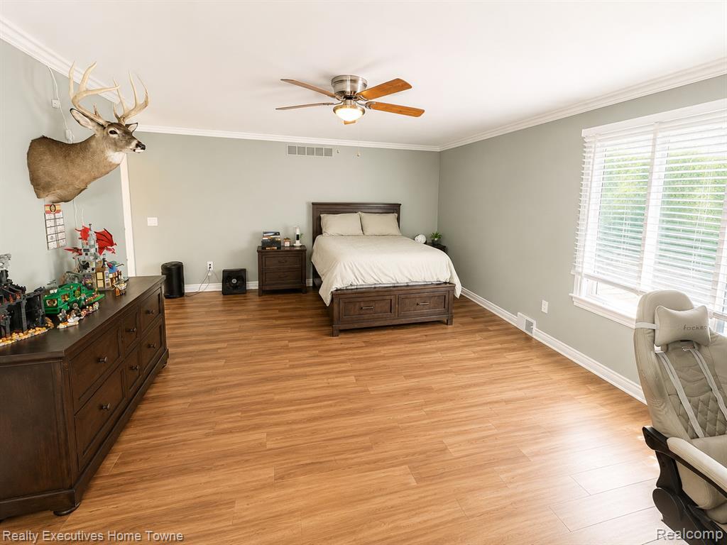 1395 Country Club Road, Bloomfield Hills, MI 48304 — Photo 13
