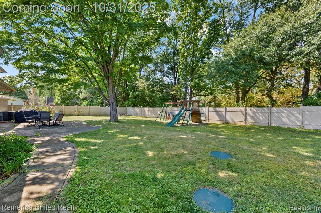 617 Shaw Court, Milford, MI 48380 — Photo 10