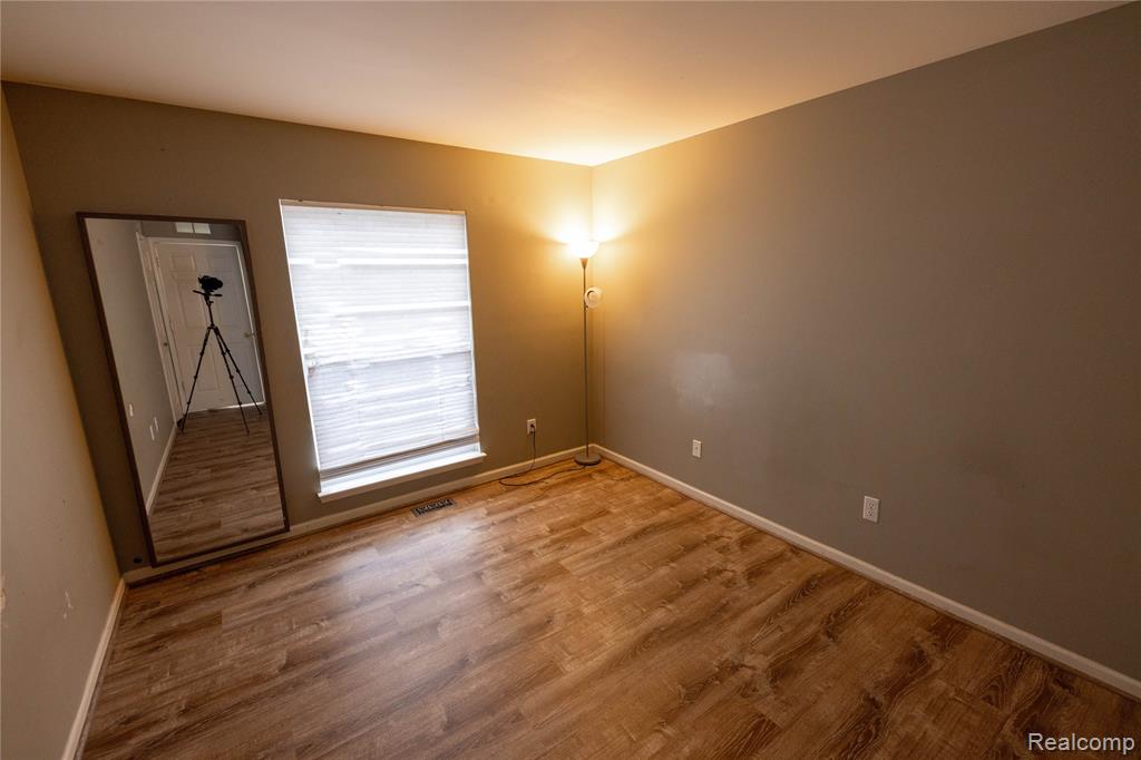 16066 Morningside, Northville, MI 48168 — Photo 12
