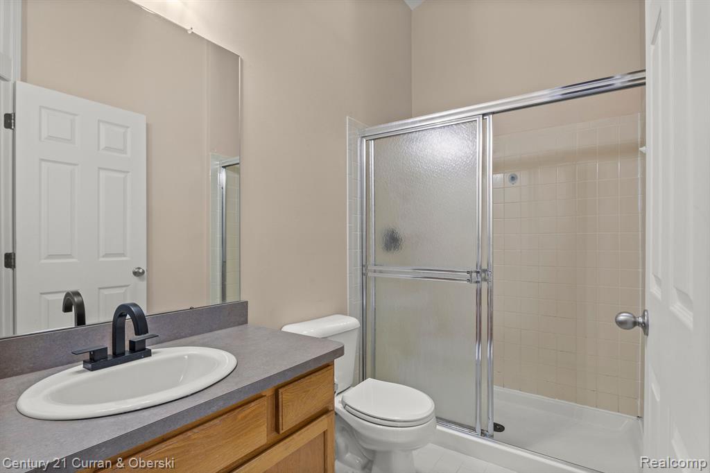 5725 VERSAILLES Avenue, Ann Arbor, MI 48103 — Photo 14