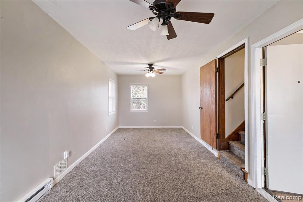 4138 Lapeer Road, Burton, MI 48509 — Photo 4
