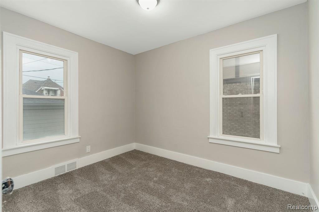5484 MIDDLESEX Street, Dearborn, MI 48126 — Photo 24