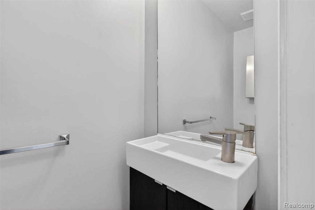 4642 Pond Run, Canton, MI 48188 — Photo 23