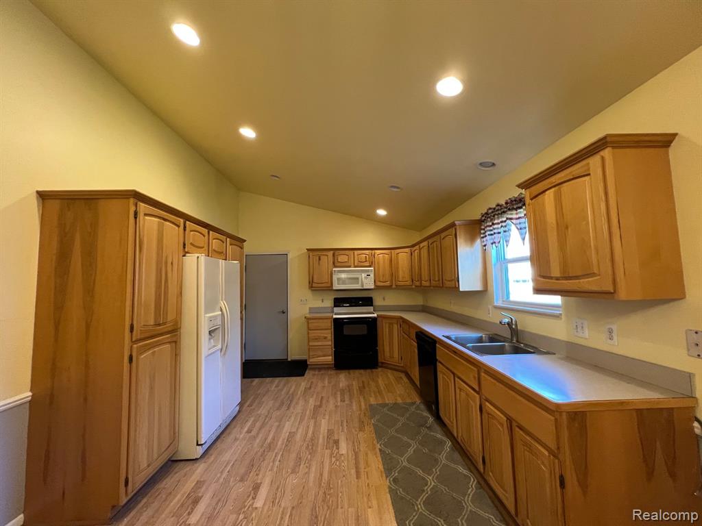 4125 CENTER Street, Metamora, MI 48455 — Photo 16