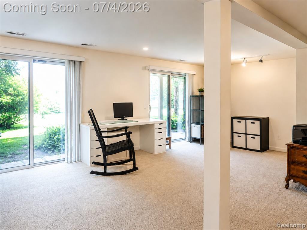 754 Ashley Circle, Rochester Hills, MI 48307 — Photo 29