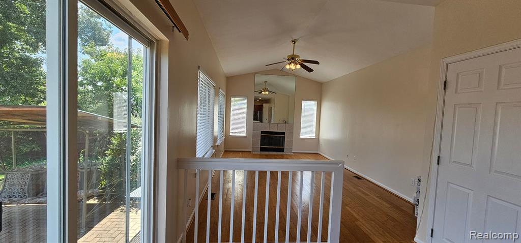 7027 HOGAN Drive, Ypsilanti, MI 48197 — Photo 8