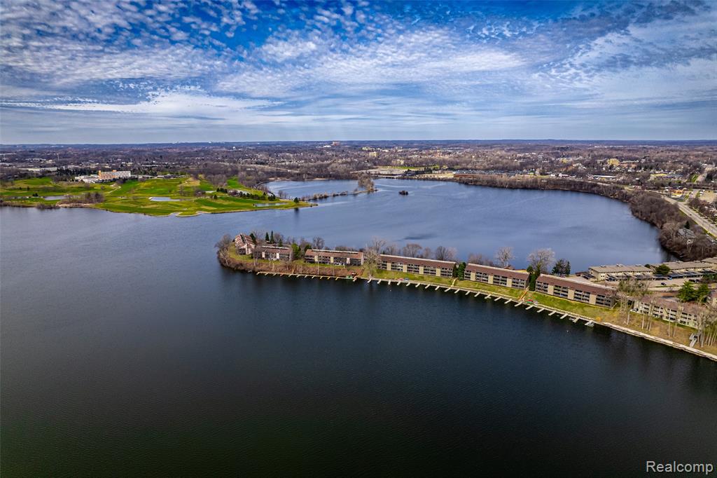1695 Cliffs Landing, 302, Ypsilanti, MI 48198 — Photo 41