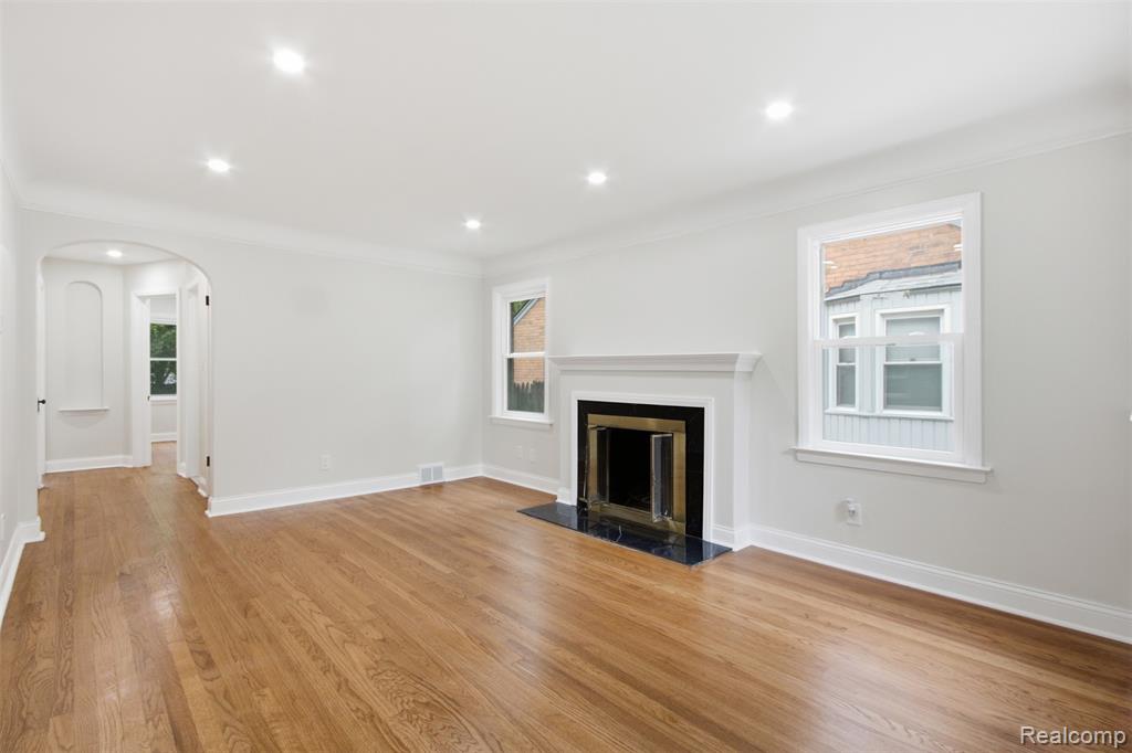 1388 Vernier Road, Grosse Pointe, MI 48236 — Photo 3