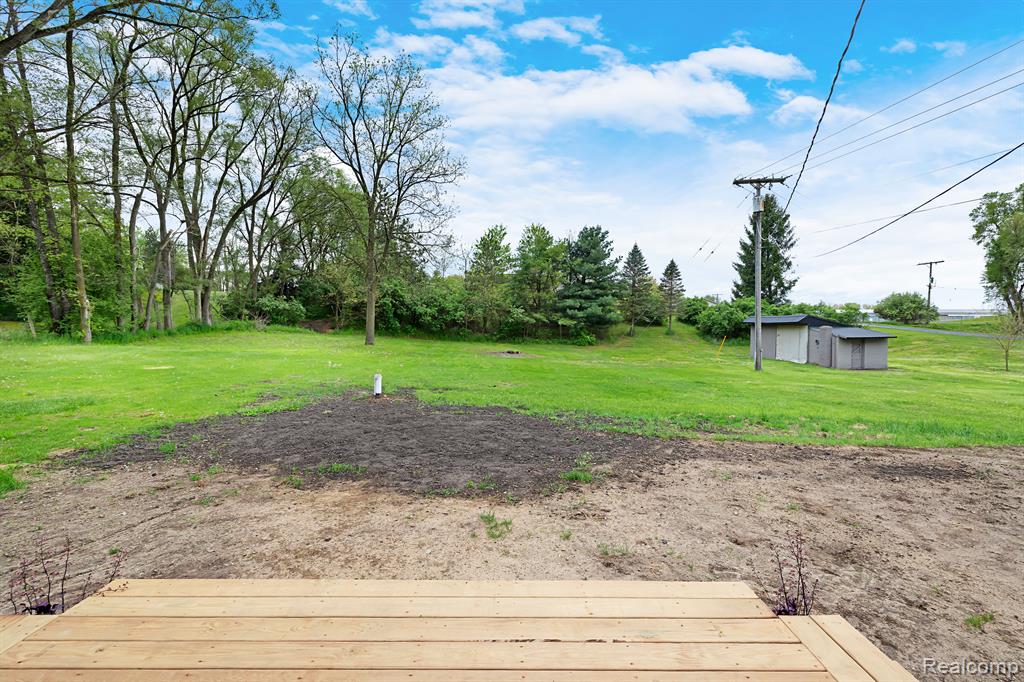 8760 HYNE Road, Brighton, MI 48114 — Photo 21