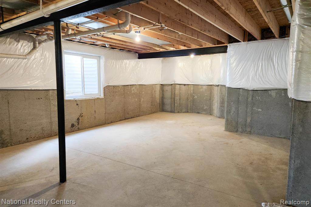 Unit 1- 251 Devonshire Drive, 1, Lapeer, MI 48446 — Photo 28