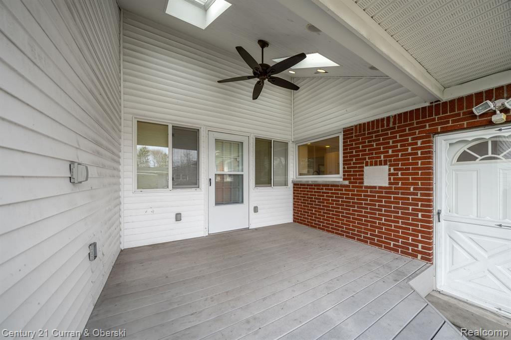 430 S WILLIAMSBURY Road, Bloomfield Hills, MI 48301 — Photo 24
