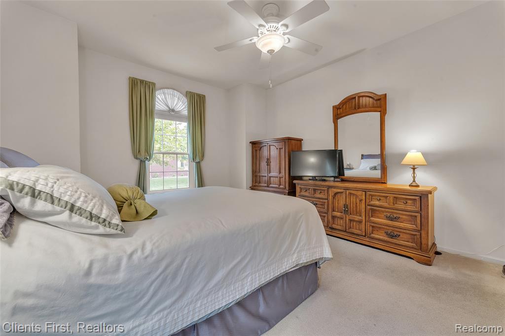 530 CONCORD Drive, Canton, MI 48188 — Photo 18