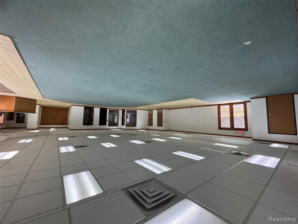 6017 W Pierson Road, Flushing, MI 48433 — Photo 9