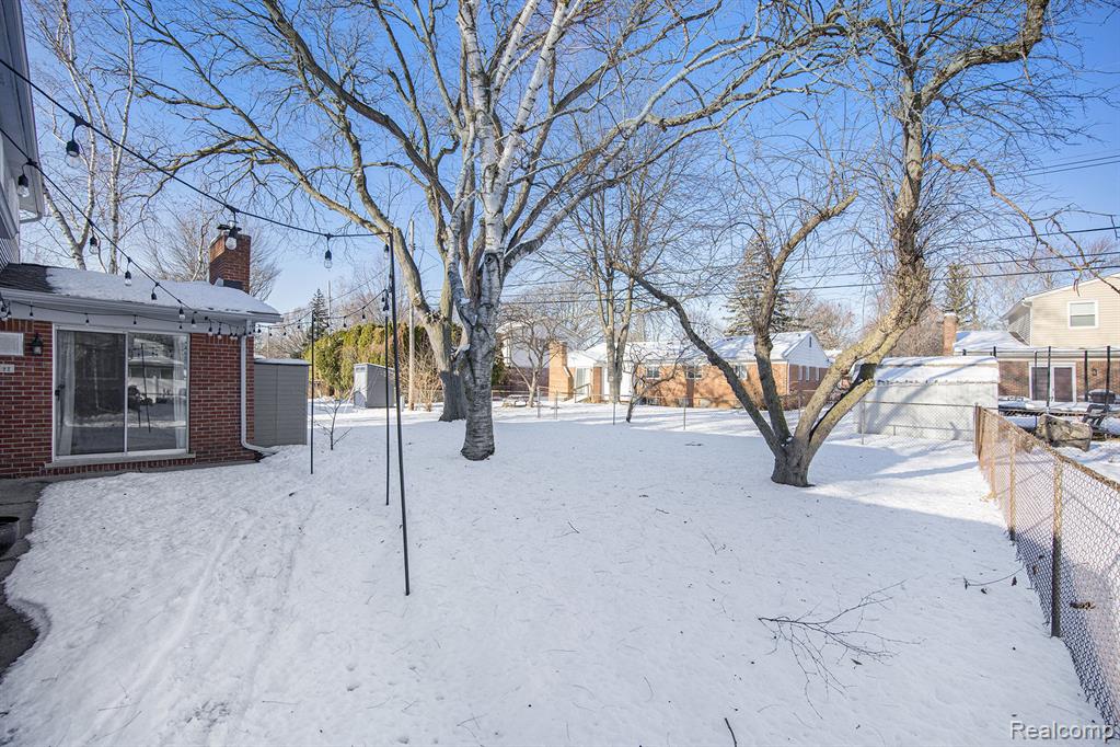 4151 Cambridge Crescent Drive, Troy, MI 48085 — Photo 25
