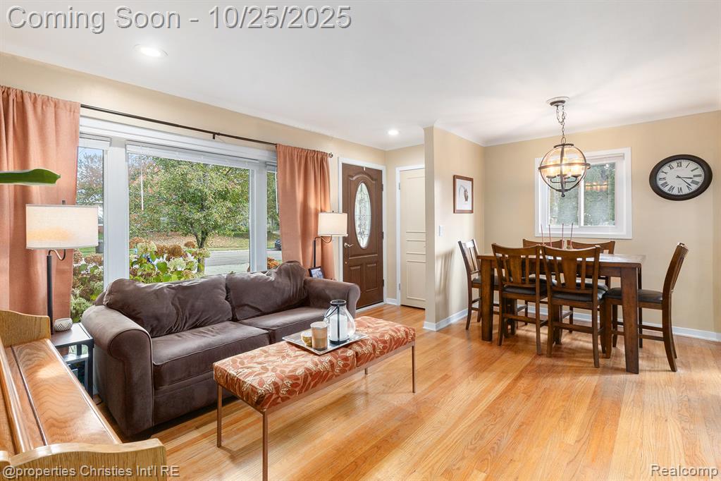 829 Duke, Milford, MI 48381 — Photo 3