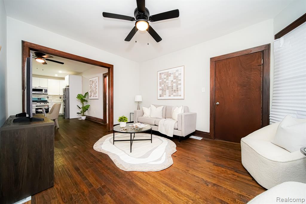 709 Ashland Street, Detroit, MI 48215 — Photo 9