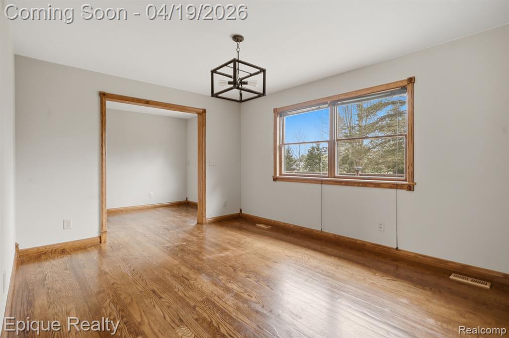 8269 Morrish Road, Flushing, MI 48433 — Photo 8