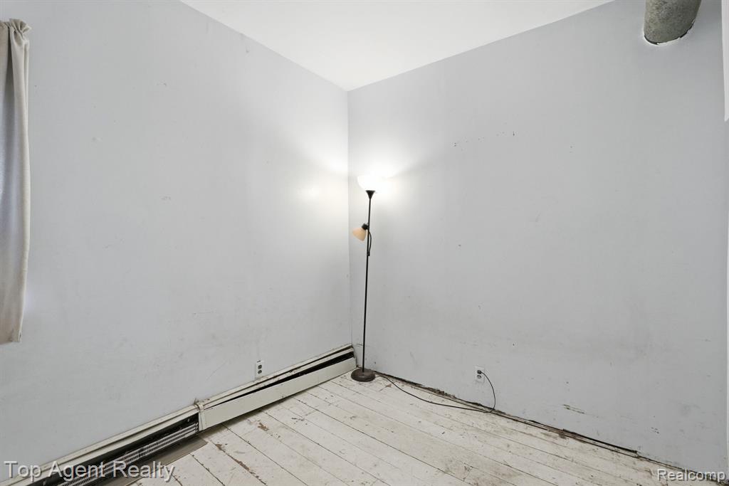 95 W Lapeer Street, Peck, MI 48466 — Photo 24