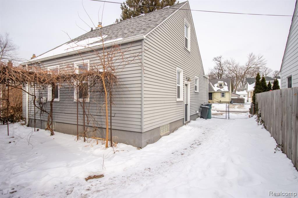 515 Farmdale Street, Ferndale, MI 48220 — Photo 34