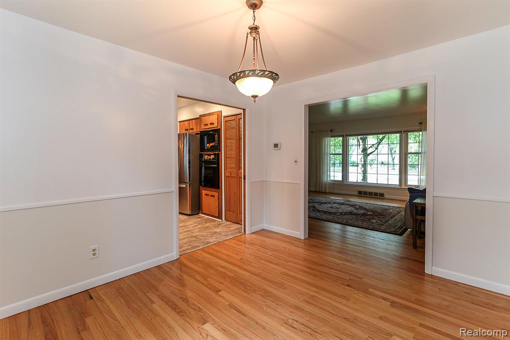 4355 Joanne Drive, Ann Arbor, MI 48103 — Photo 13