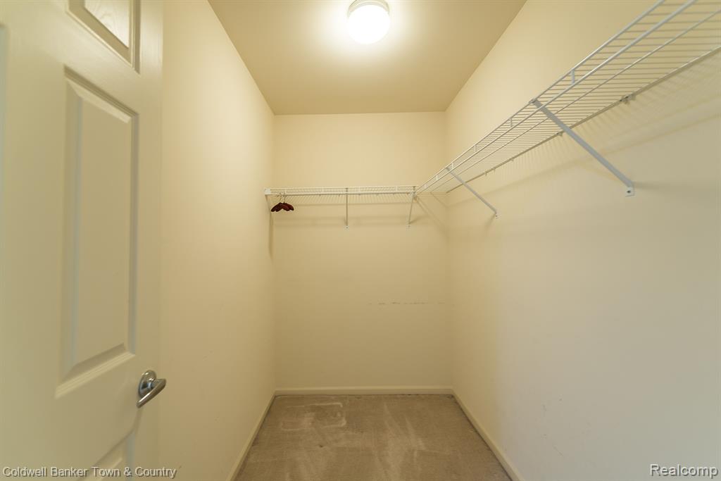 6711 CORTLAND Avenue, Brighton, MI 48114 — Photo 16