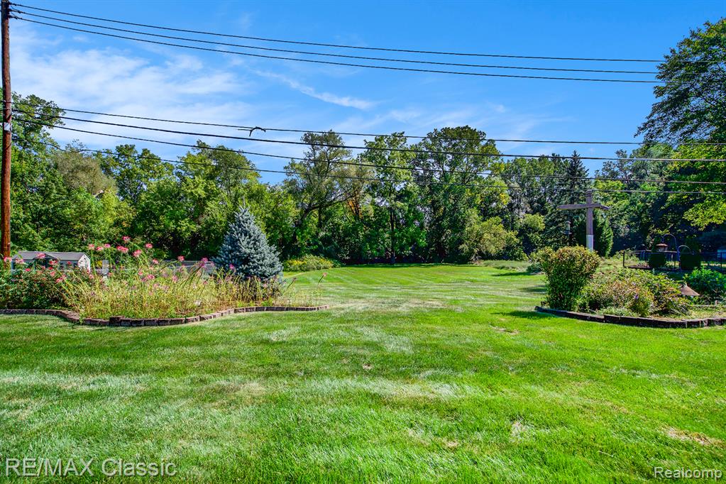 9304 Morrison Avenue, Plymouth, MI 48170 — Photo 31